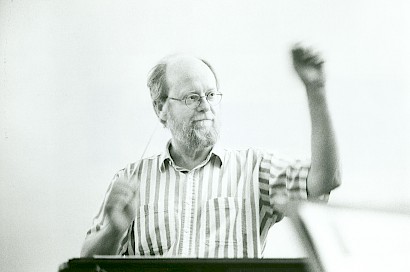 Charles Wuorinen conducting in Germany
photo credit: Klaus Rudolph